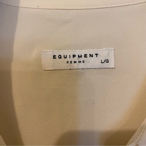 Equipment cream color 100% silk sleeveless blouse NWOT - Picture 2 of 4